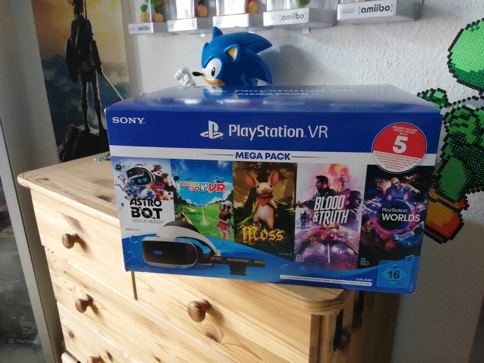 VR Mega.jpg