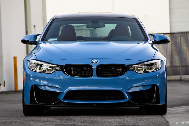 Yas-Marina-Blue-BMW-F82-M4-Build-By-EAS-Image-7-750x500.jpg