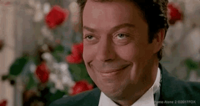 home-alone2-creepy.gif