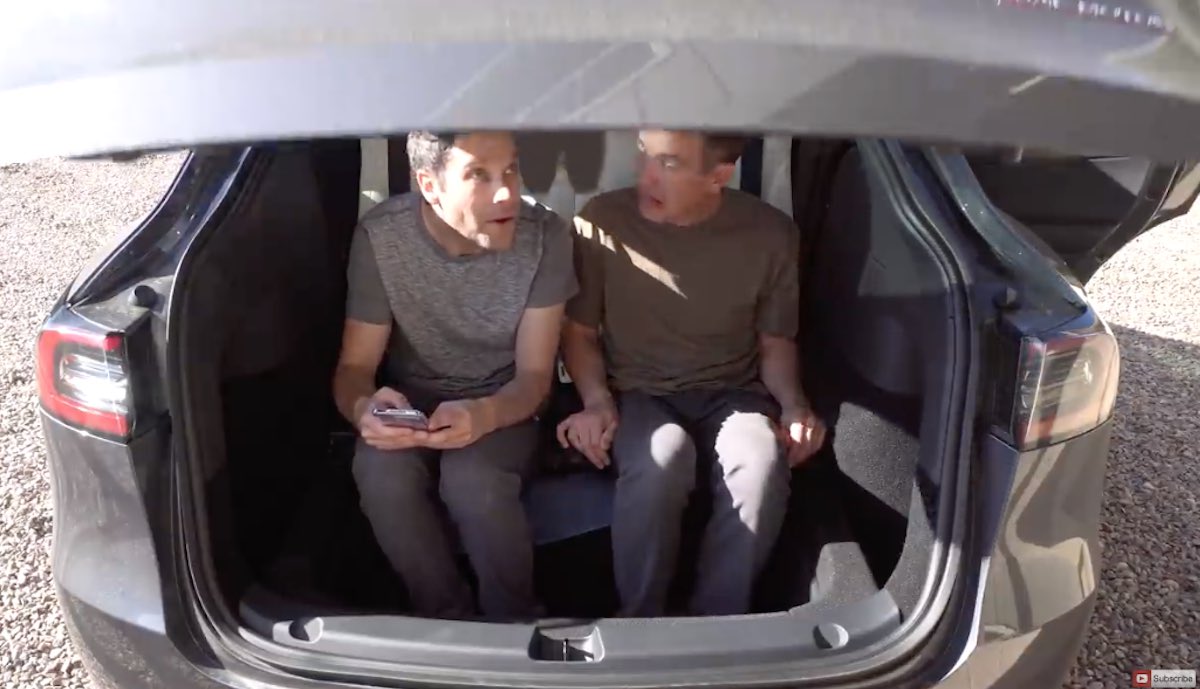 tesla-model-y-dritte-reihe-test.jpg