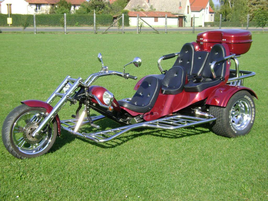 trike-weinrot-4-sitzer-1.jpg