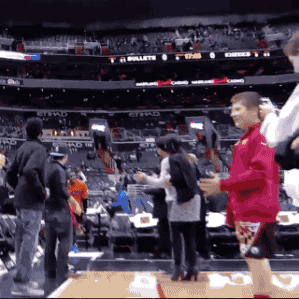 tumblr_o4e3alC9ZR1s02vreo1_400.gif