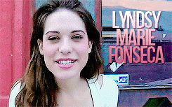tumblr_o763t7HqGQ1v1u8p1o5_250.gif
