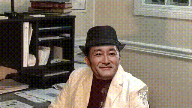 giphy.gif