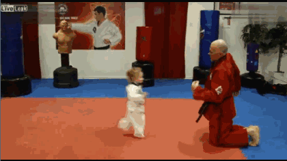 Uizra4C.gif