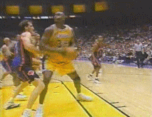 tumblr_inline_mvyt5vIyPB1qe13vf.gif