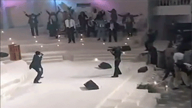 65d011536d6ffb89a1b8a2ef2bdde35a.377x212x231.gif