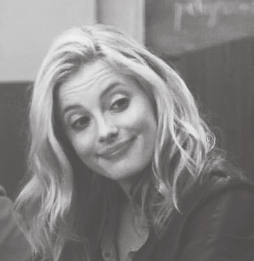 tumblr_mkaqebsaes1qbcb48o1_500.gif