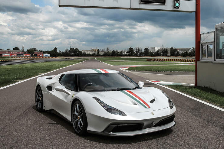Ferrari-458-MM-Speciale-fotoshowBig-320861d-953695.jpg