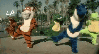 GhizCaXQIpxeqh9ckvPQjKZmo1_400.gif