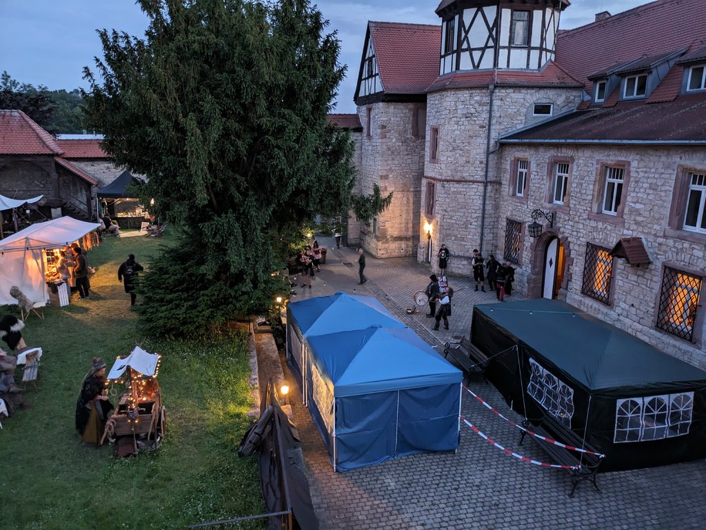 48140960ku.jpg