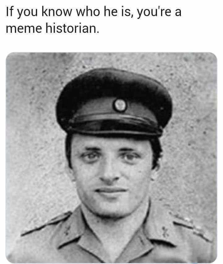 M9tUORY.jpg