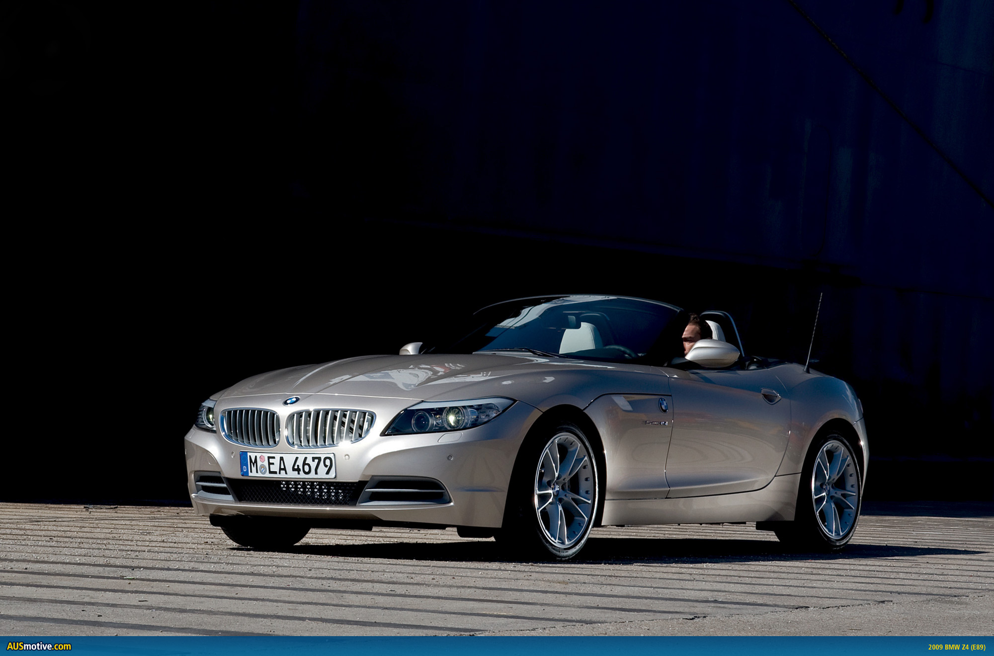 BMW-Z4-01.jpg
