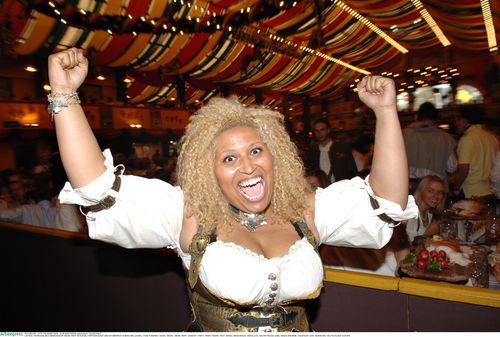 patricia-blanco-im-dirndl.jpg