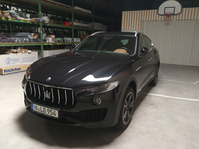 29986931zk.jpg