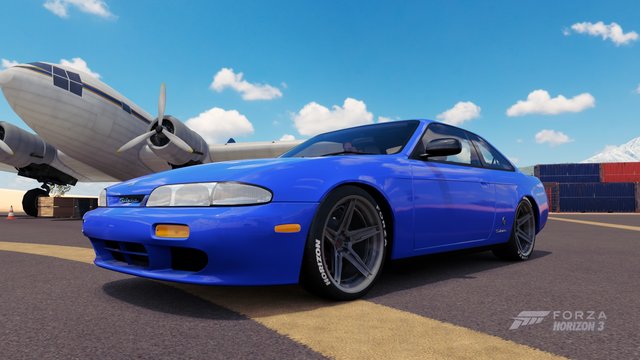 27118600mc.jpg