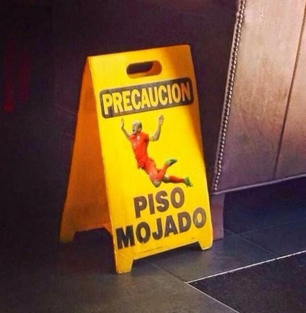 BucNC6tIUAAEzmx.jpg