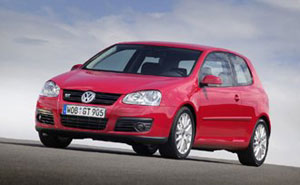 VW_Golf_GT_vs_3.jpg
