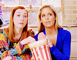 Popcorn-Wave-Buffy-the-Vampire-Slayer.gif