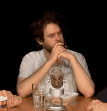 tenor.gif