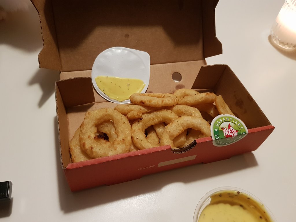 36988368wd.jpg
