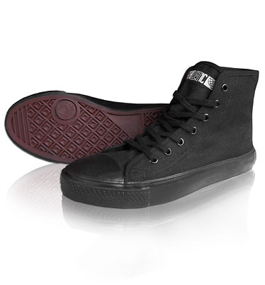 ethletic_502_all_black_high.jpg