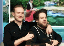 tumblr_op7wm3UU5h1rkxl5po1_250.gif
