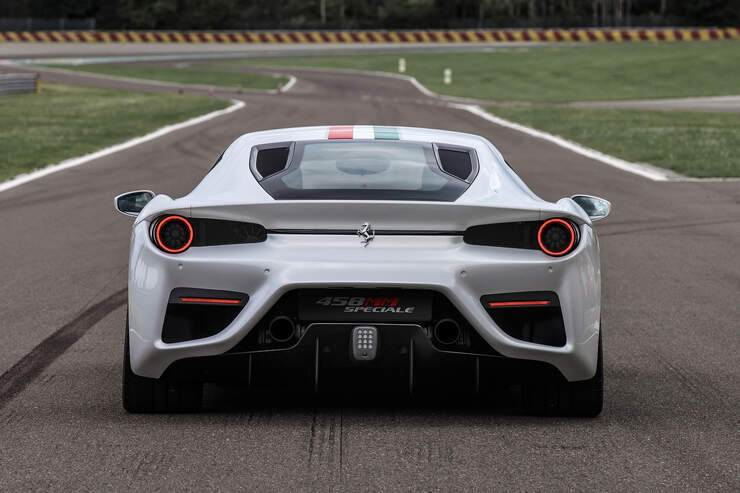 Ferrari-458-MM-Speciale-fotoshowBig-c28f1b63-953696.jpg