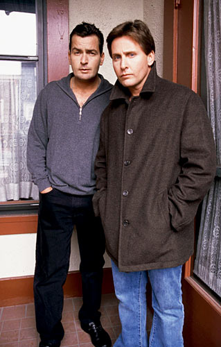 charlie_sheen_and_emilio_estevez.jpg