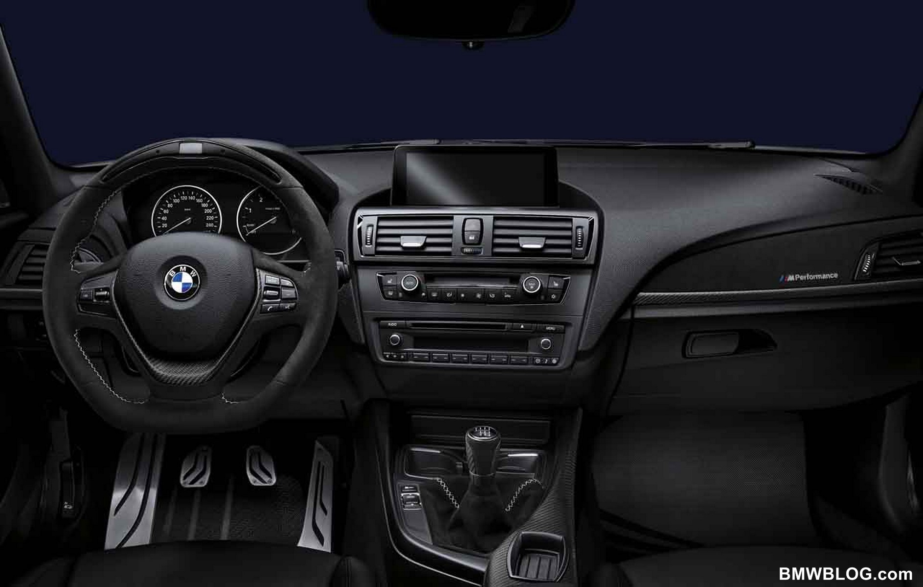 bmw-performance-parts-09.jpg
