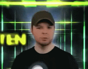 emIs4Q0.gif