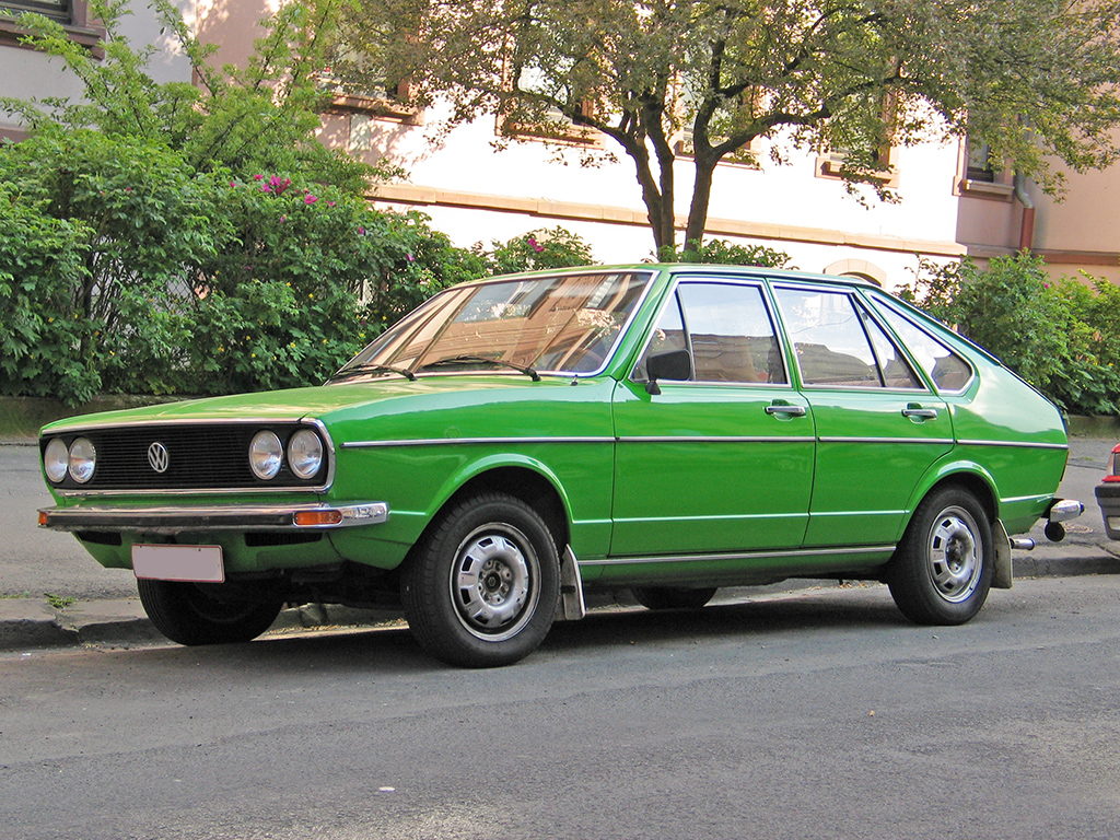 Vw_passat_b1_v_sst.jpg