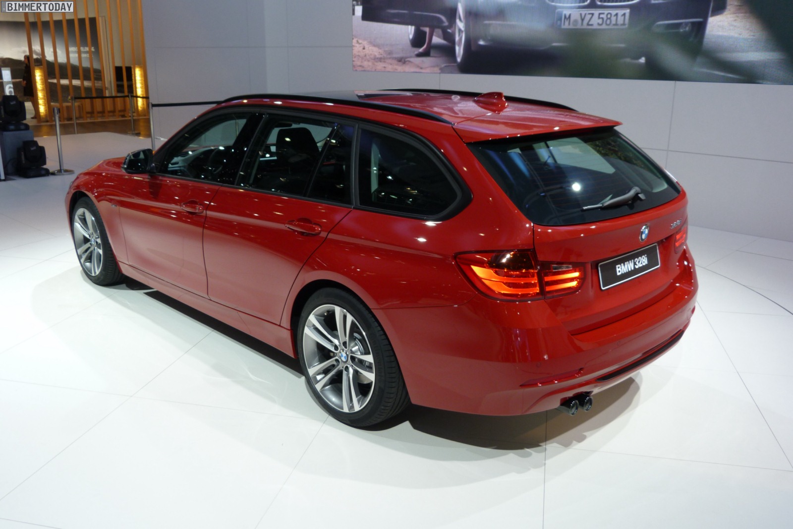 BMW-3er-Touring-F31-AMI-2012-07.jpg