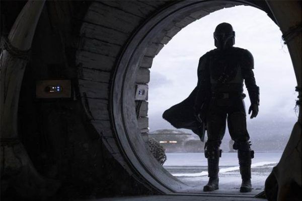 the-mandalorian-pedro-pascal-600x399.jpg