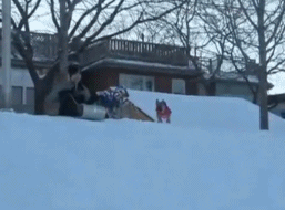 b8b73ba1gw1f093ny1zmkg207505a7wi.gif