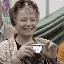 tumblr_o6tg8bRdKU1s02vreo1_250.gif