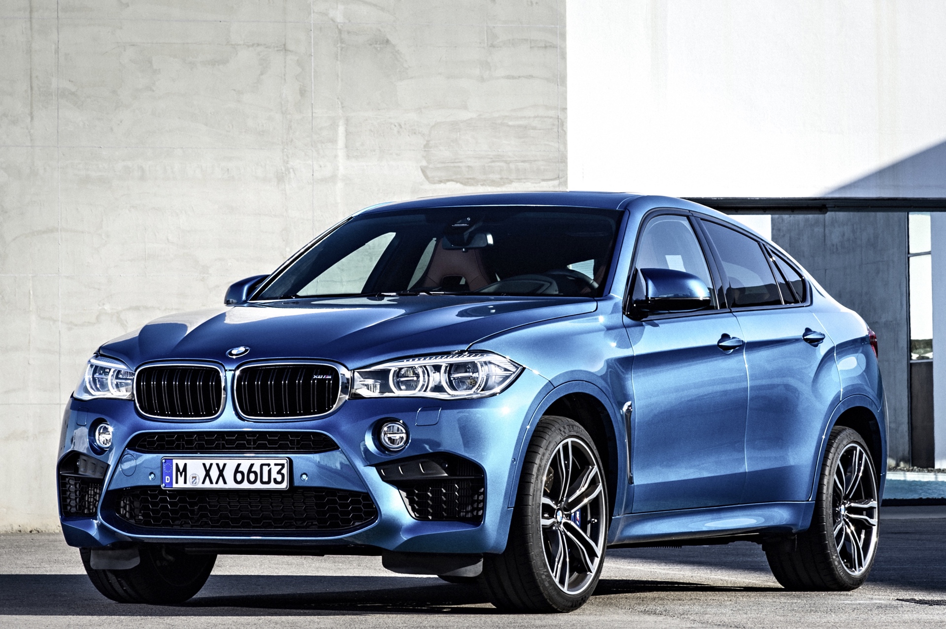 BMW-X6-M-F86-Coupe-SUV-xDrive-2014-01.jpg