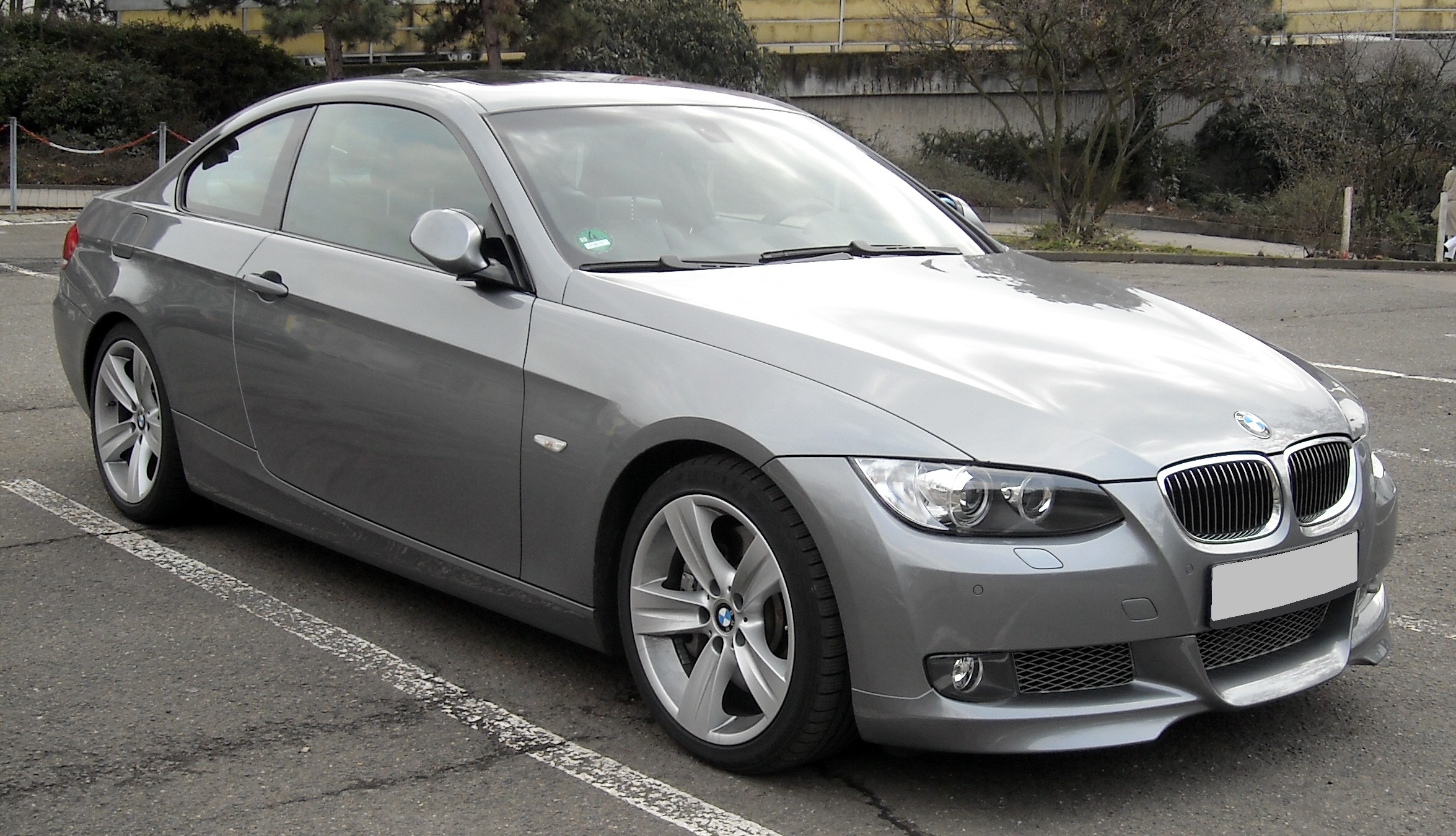 BMW_E92_front_20090313.jpg