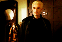 tumblr_m98z03vbb61qi0d7lo3_r1_250.gif