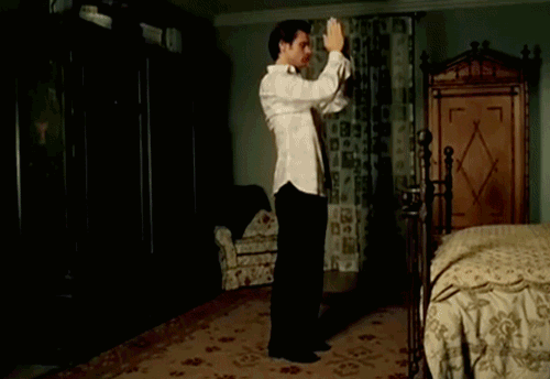 tumblr_m8kvo9Mn0I1r2o6wlo1_500.gif