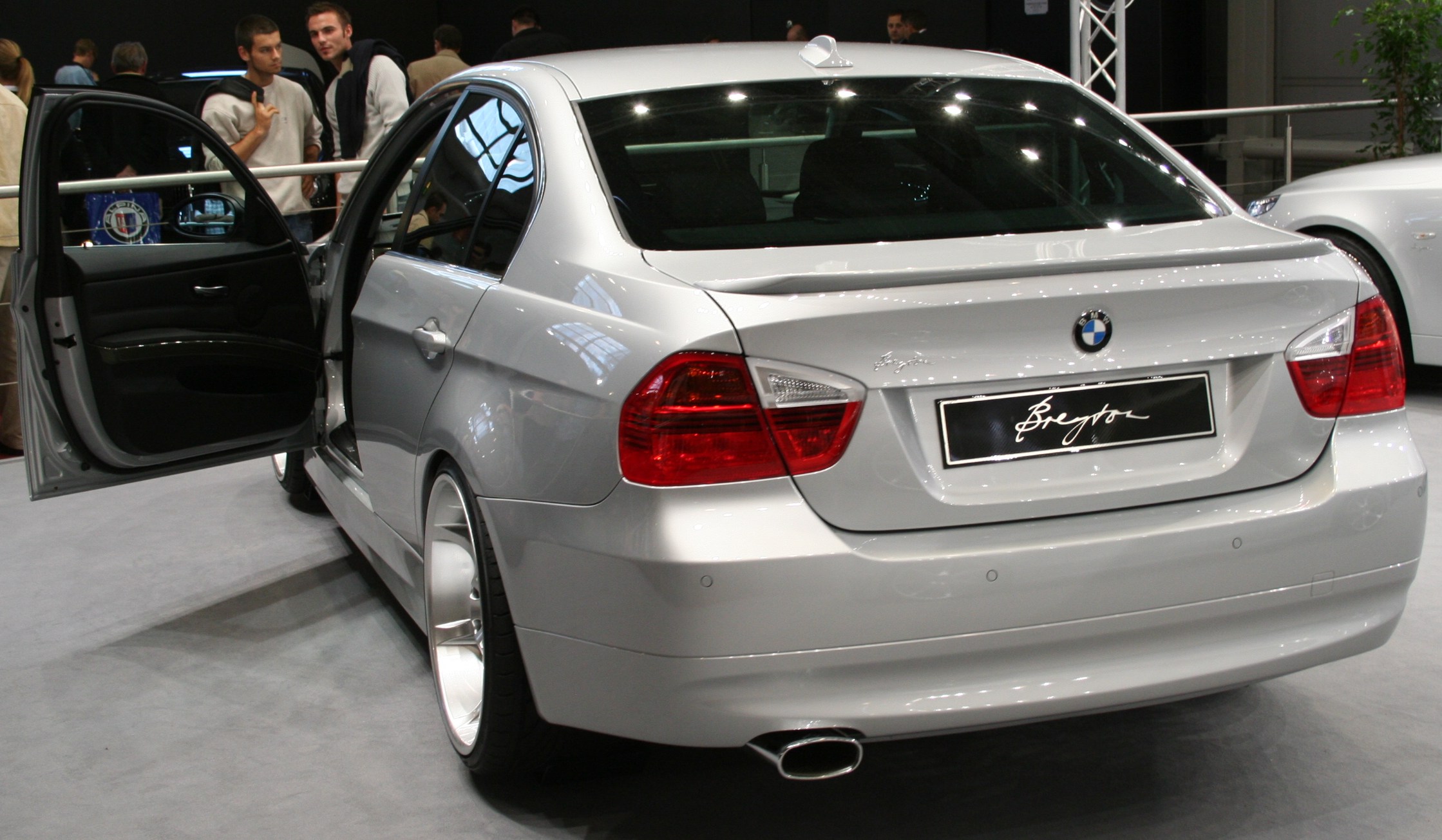 BMW_Breyton_back_IAA_2005.jpg