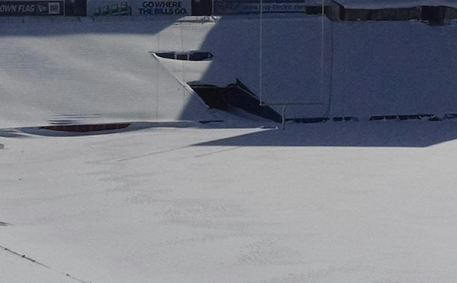 Bills_Stadium_Kickoff_Snow_Ralph_Wilson_Pictures_Video.png