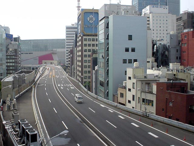 Tokyo_EXP_way.JPG