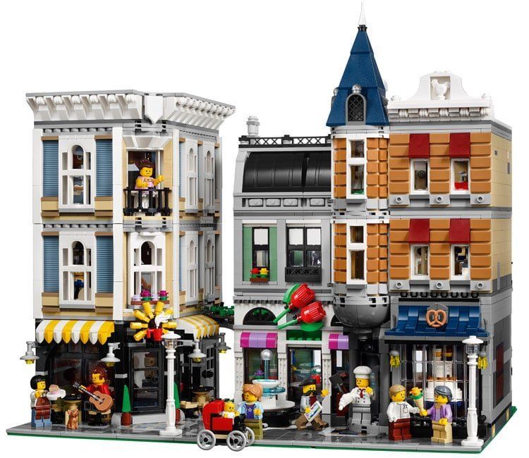 lego-creator-assemblysquare-10255_4.jpg