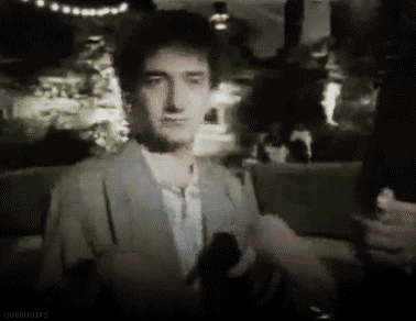 Q1Ru.gif