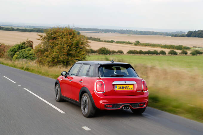 ams-Mini-Viertuerer-Cooper-S-fotoshowImage-df431344-808769.jpg