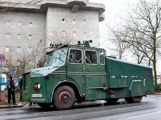 wasserwerfer_hh.jpg