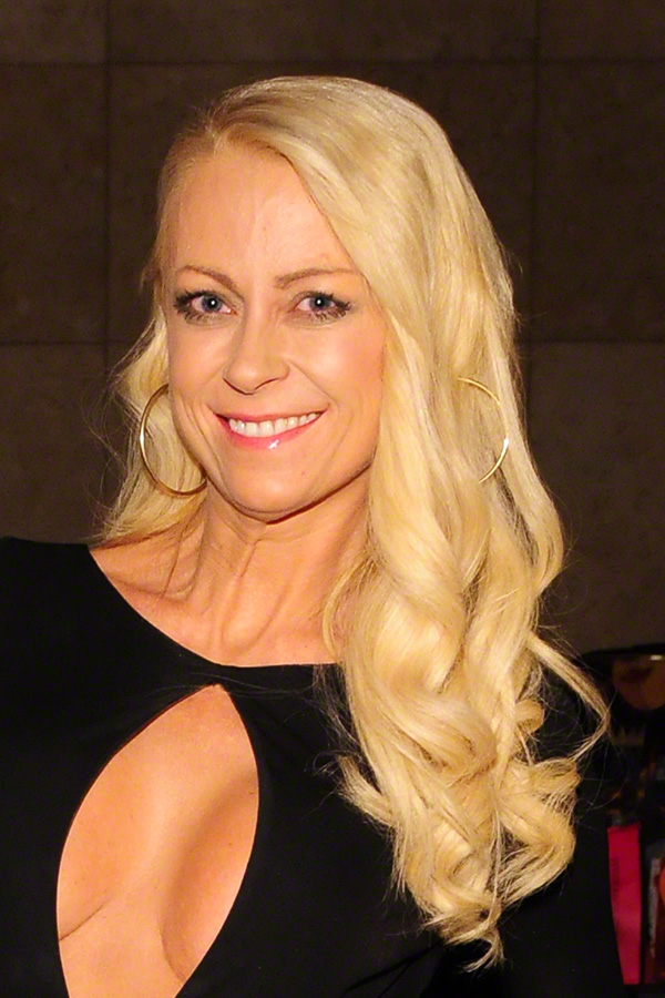 Jenny-Elvers.jpg