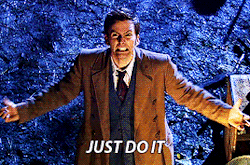 tumblr_nv2qksEyWp1rbcjv9o4_250.gif