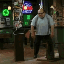 tenor.gif